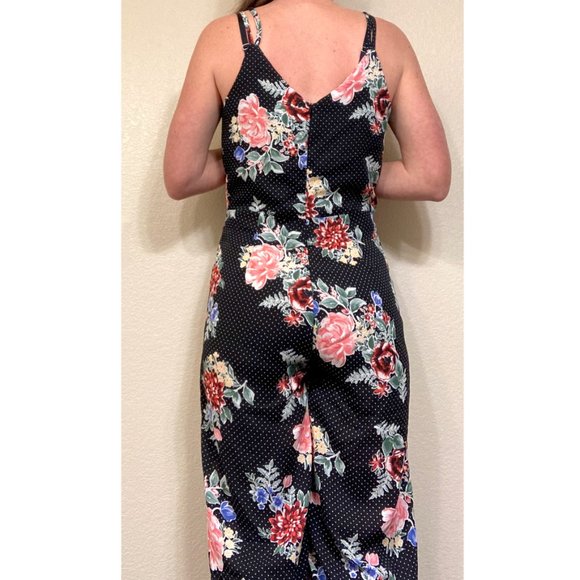 Black Floral Strap Sleeveless Top Jumpsuit - Picture 4 of 5